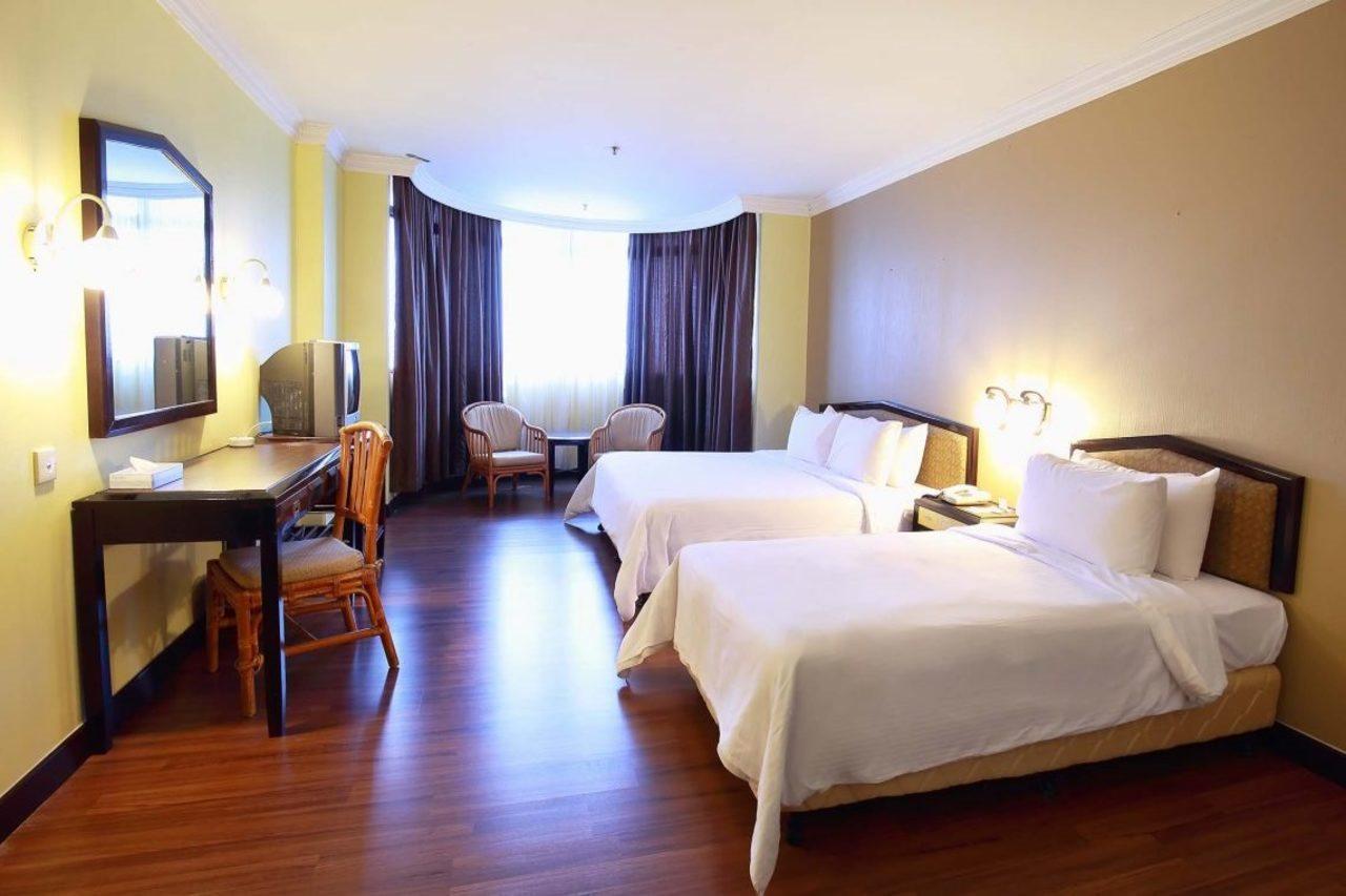 The Putra Regency Hotel Kangar Dış mekan fotoğraf