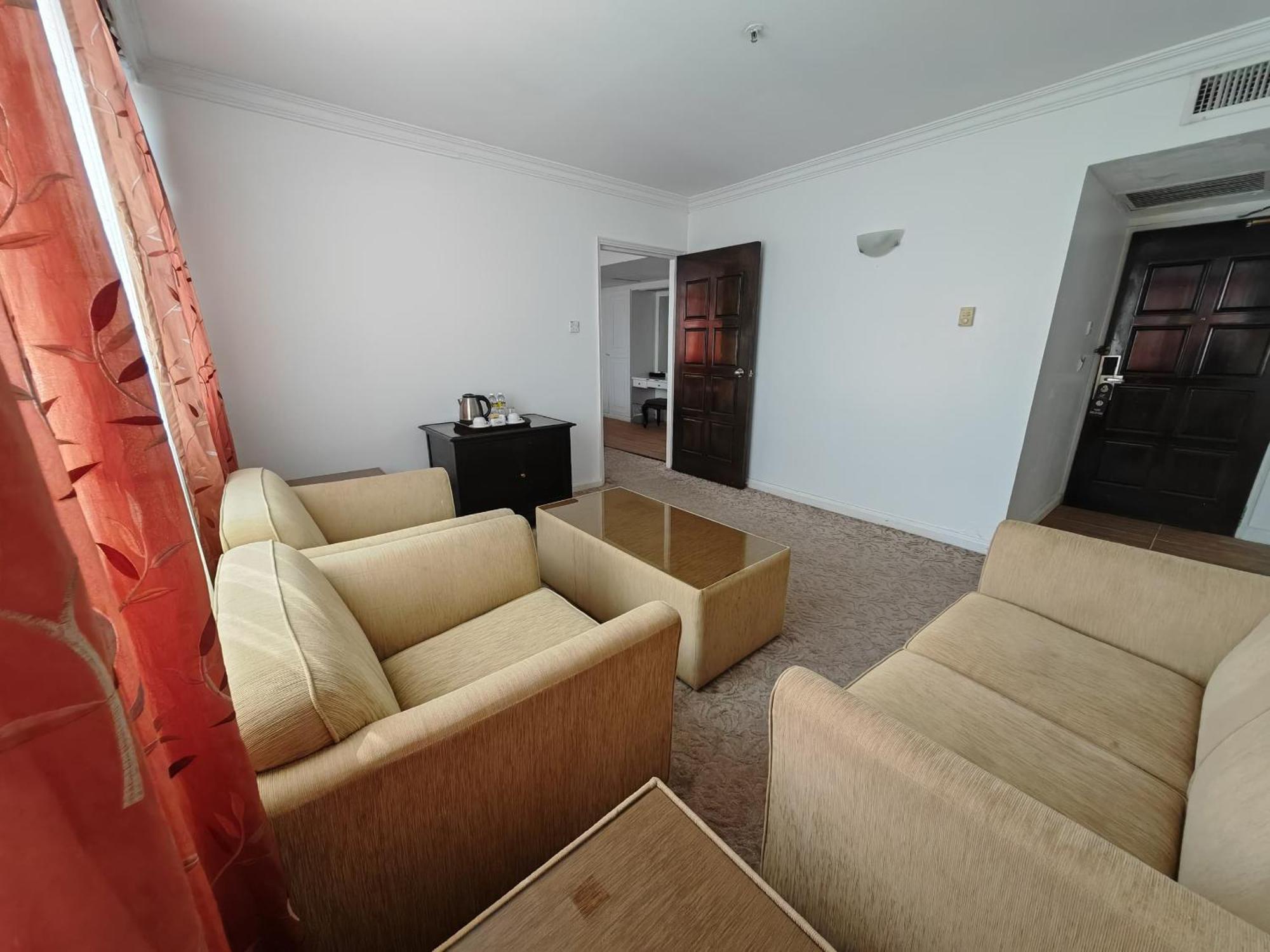 The Putra Regency Hotel Kangar Dış mekan fotoğraf