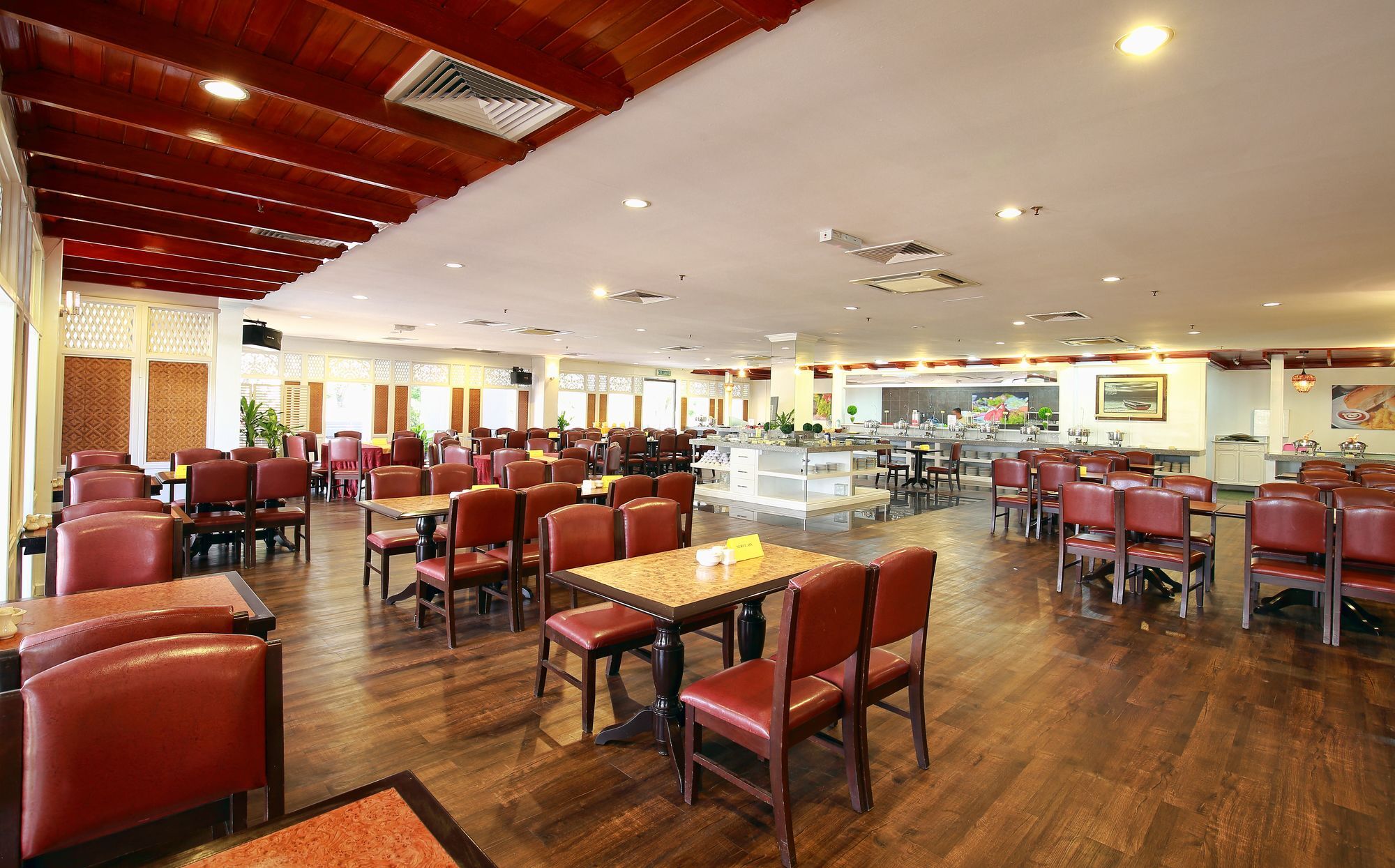 The Putra Regency Hotel Kangar Dış mekan fotoğraf