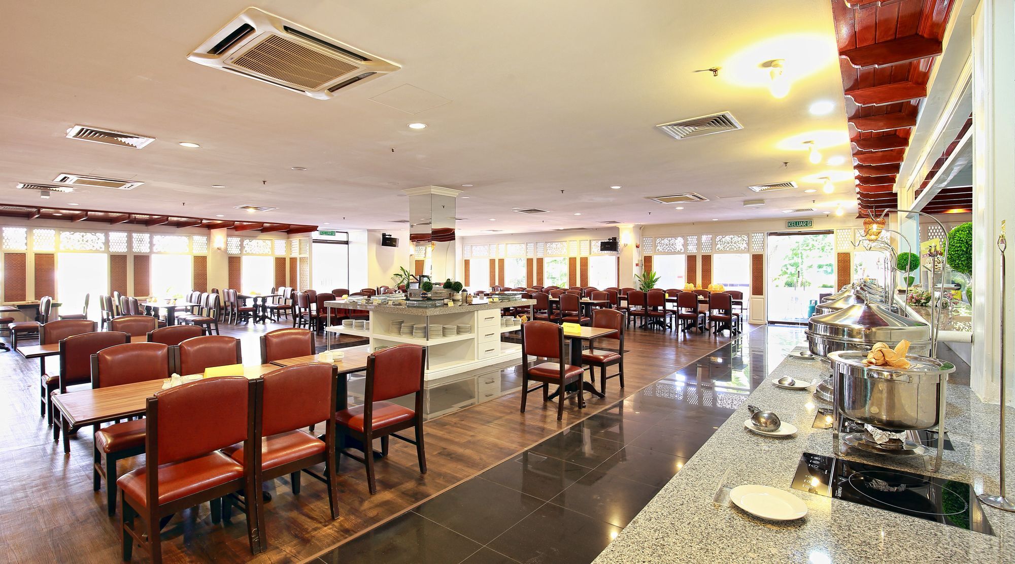 The Putra Regency Hotel Kangar Dış mekan fotoğraf